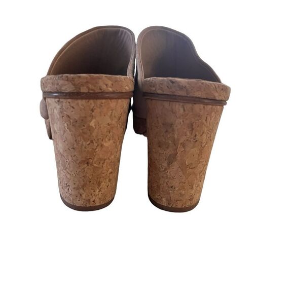 Vince Wyatt Suede Platform Mules. - Picture 4 of 7